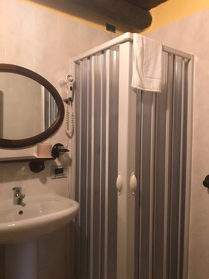 La Locanda Di San Francesco Hotel Виджанело Екстериор снимка